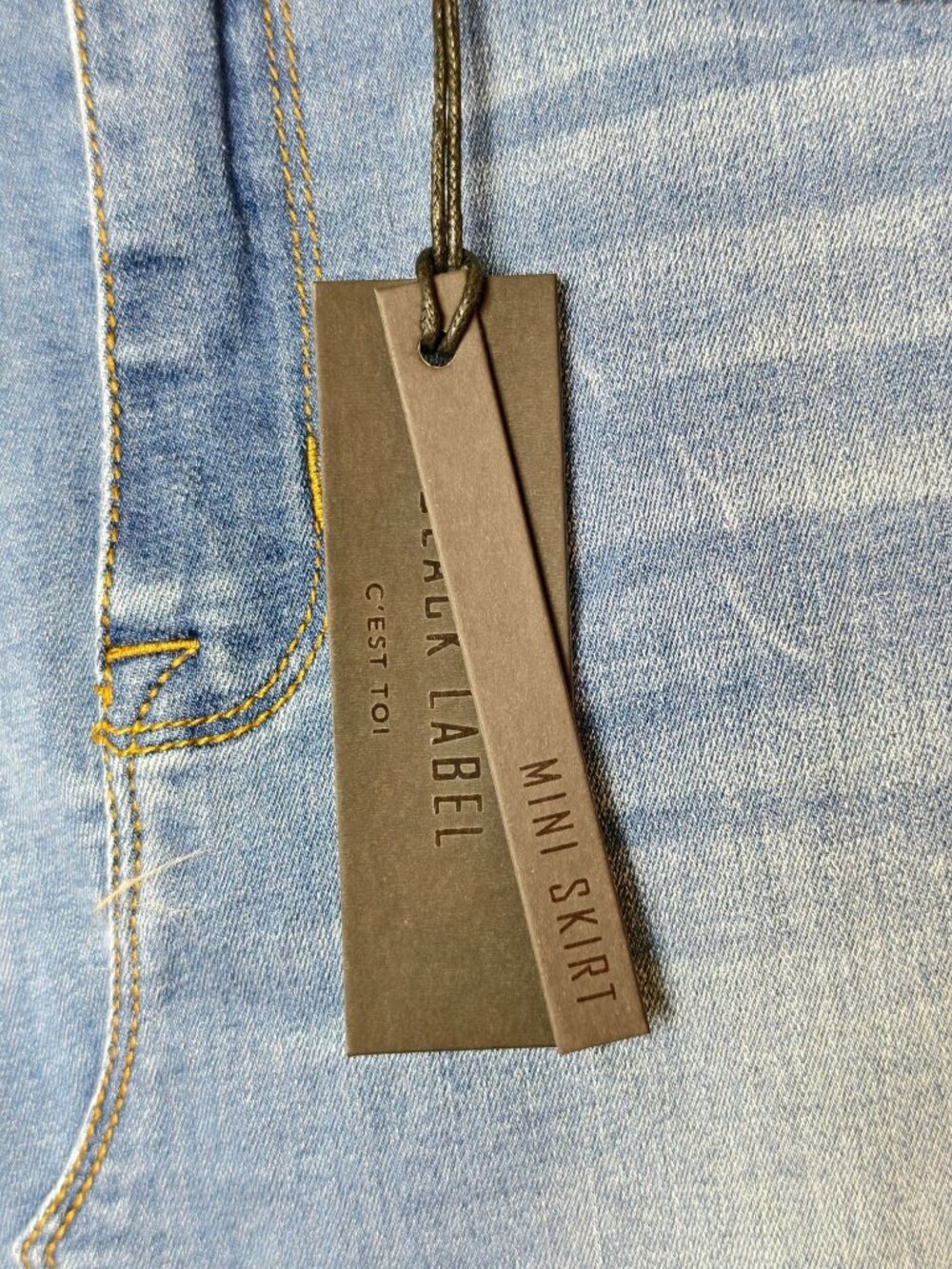 Black Label Cest Toi Womens L Mini Skirt Frayed Hem Denim Stonewash Blue Grunge - Picture 7 of 8